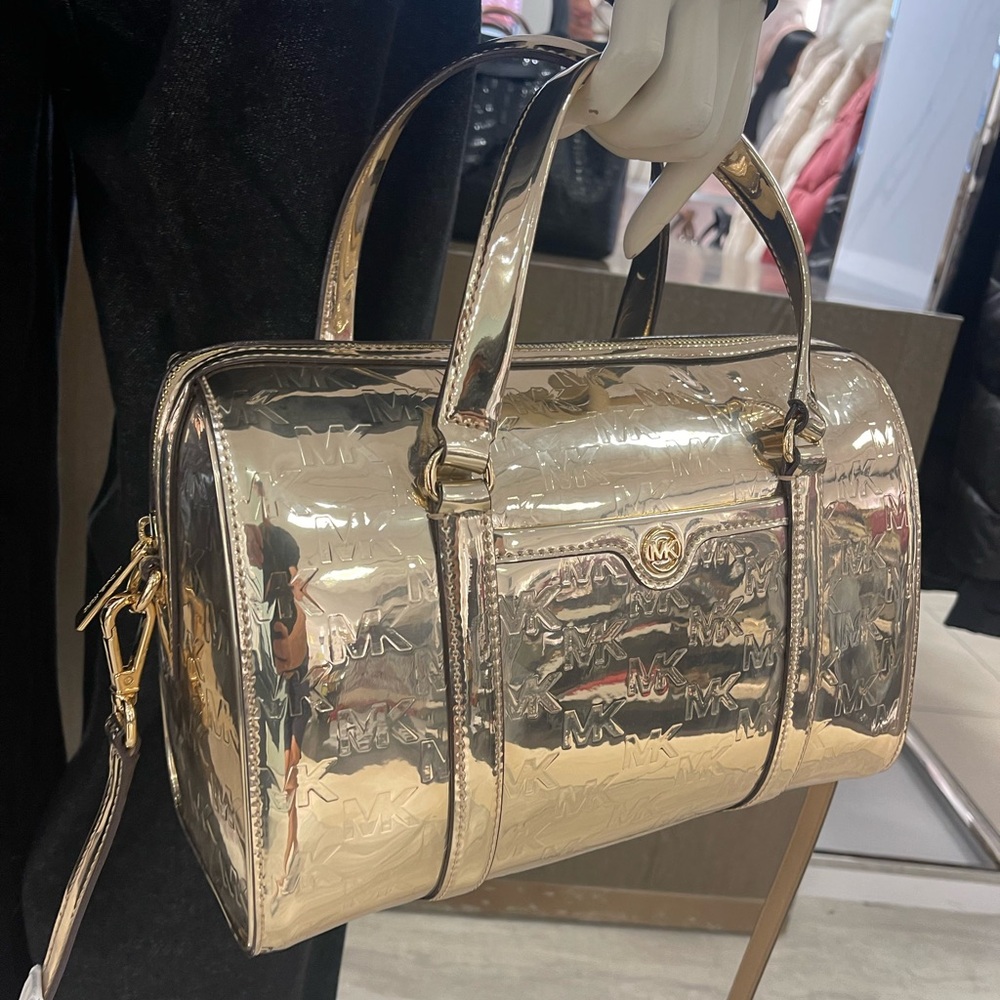 MICHAEL KORS Jet Set Md Metallic Logo Debossed Satchel Duffle 
Pale Gold 
NWT - Picture 5 of 16